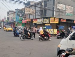 PERSONEL POLSEK MARGAHAYU LAKSANAKAN GATUR PAGI, WUJUDKAN KAMSELTIBCAR LALU LINTAS YANG AMAN DAN LANCAR