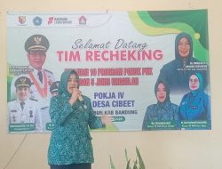 Bhabinkamtibmas Desa Cibeet Monitoring Evaluasi 10 Program PKK dan 5 Jenis Unggulan