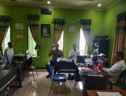 Perkuat Sinergitas, Bhabinkamtibmas Desa Campakamulya Gelar Silaturahmi dengan Perangkat Desa