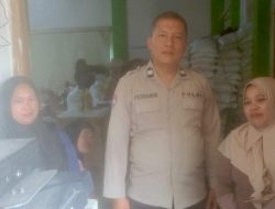 Saat Menyambangi Warga Binaan : Aipda Fernando Anggota Polsek Cimenyan Polresta Bandung Berikan Himbauan
