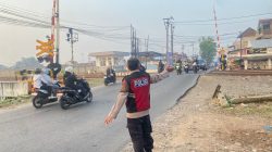 Polsek Rancaekek Hadir Sejak Pagi, Pastikan Kelancaran Arus Lalu Lintas dan Keselamatan Pengguna Jalan