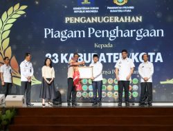Komitmen Layanan Hukum, Wali Kota Tebing Tinggi Terima Penghargaan dari Kemenkumham RI