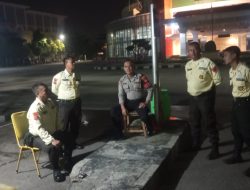 Personel Polsek Soreang Tingkatkan Patroli Malam Hari untuk Antisipasi Gangguan Kamtibmas dan Berikan Rasa Aman kepada Masyarakat
