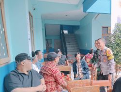 Pastikan Keamanan Wilayah : Bhabinkamtibmas Desa Tenjolaya Polsek Cicalengka Laksanakan Kegiatan Sambang Kamtibmas