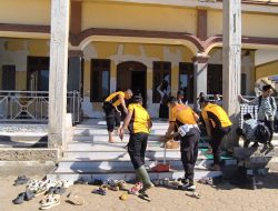 POLSEK KERTASARI GELAR BAKTI RELIGI PEMBERSIHAN MASJID DALAM RANGKA HARI BHAYANGKARA KE-80 TAHUN 2026