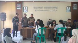 Saat Sambangi Wilayah Binaan : Aiptu Dini Mahabah Titipkan Himbauan Kamtibmas