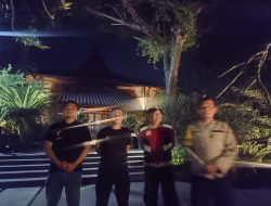Laksanakan Giat Patroli SWT (Stop, Walk, Talk) Polsek Cimenyan Polresta Bandung Rutin Sambangi Daerah Rawan C3