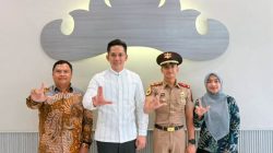 Putra Desa Merbau Mataram Lolos Akademi Angkatan Laut, Bupati Egi: Bukti Generasi Lampung Selatan Mampu Bersaing di Tingkat Nasional