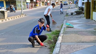 Gema HELAU Kembali Digelar, Pemkab Lampung Selatan Perkuat Budaya Gotong Royong Bersihkan Wajah Kota Kalianda