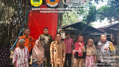 Sinergi Pemerintah Desa Weninggalih dan BPBD serta Ormas DPAC satria Banten Jonggol,Kabupaten Bogor Salurkan Bantuan Air Bersih untuk Masyarakat
