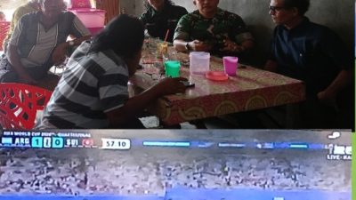 Warga dan TNI Nobar FIFA 2026 Argentina VS Swiss, Skor Akhir 3 -1 di Warkop Sriramadani Rambah Samo