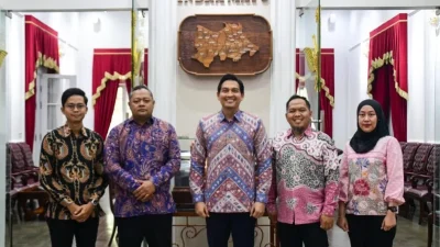 Terima Kunjungan Tim Stranas PK, Bupati Lucky Hakim Bahas Pengendalian Alih Fungsi Lahan Sawah