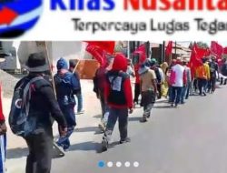 Tagih Janji Pemerintah yang tak Kunjung Terealisasi Ratusan Petani Melakukan Long March dari Indramayu Ke Istana Jakarta