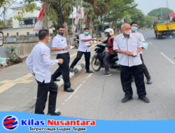 Cegah Dampak Kabut Asap, BKPSDM Muba Bagikan Masker ke Masyarakat