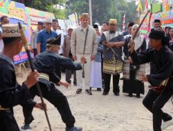 Membangun Masa Depan Generasi dari Desa, Bupati Radityo Egi Resmikan Ponpes dan SMP IT Al Fatih di Sidomulyo
