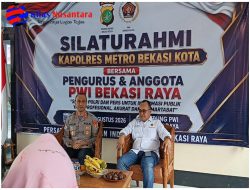 Kapolres Metro Bekasi Kombes Pol Putu Kholis Aryana Kunjungi Kantor PWI Bekasi Raya