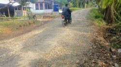 Akses Jalan Lintas Pagar Agung Bengkulu Tengah Hancur,Warga Tuntut Segera Diperbaiki Sebelum Timbul Korban Jiwa,