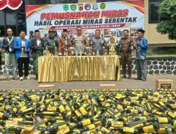Polres Majalengka Kembali Musnahkan 5.195 Botol Miras, Wujudkan Majalengka Zero Miras.