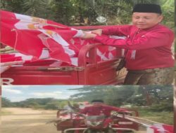 Sambut HUT RI Ke-81, Camat Rambah Samo Sulaiman Bagikan Ratusan Bendera Merah Putih ke Warga