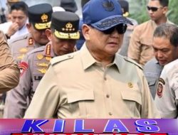 Presiden Republik Indonesia Prabowo Subianto Pimpin Rapat Darurat Karlahut Diriau Hari ini