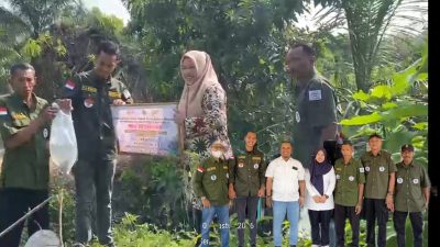 Perkuat Ketahanan Pangan dan Lingkungan, Tim Hijau LHK Bersama PTPN IV Gelar Bakti Sosial di Desa Aek Tapa