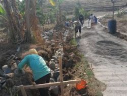 Perkuat Infrastruktur dan Antisipasi Longsor, Pemdes Tegalpanjang Bogor Tuntaskan Pembangunan TPT Tahap I 2026