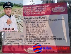Pemdes Buanajaya Realisasikan Pembangunan TPT di Kp. Cibogo, Kades Sudarjat Berharap Desa Semakin Maju