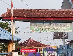Terkesan Menutup Diri! Pihak TU SDN 82 Hibrida Kota Bengkulu Diduga Menghalangi Wartawan Meliput Kegiatan Revitalisasi Wajib Surat Permohonan Lebih Dahulu,