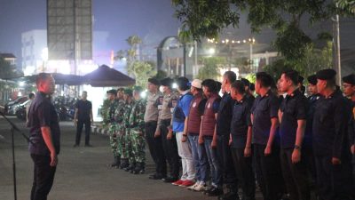 Perkuat Keamanan dan Ketertiban Lapas Kelas IIA Kuningan Bersama Tim Gabungan Gelar Razia Dadakan disertai Tes Urine Terhadap Warga Binaan Pemasyarakatan (WBP)