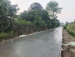 Bertahun-tahun, Pembangunan Jalan Desa Segeran Indramayu Mulai Dikerjakan Terealisasi Masyarakat Merasa Senang