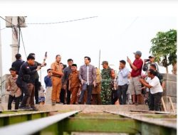 Pemkab Indramayu Resmi Melarang Bus dan Truk Melintasi Jembatan 3 Desa Di Jatimulya Kecamatan Trisi