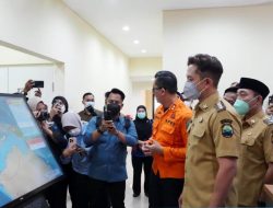 Tak Ingin Lengah Saat Anak Krakatau Mereda, Bupati Egi Pastikan Seluruh Kekuatan Respons Bencana Siap Digerakkan dari Pusdalops hingga Desa Pesisir