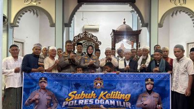 Sholat Subuh Keliling di Masjid Al Hijrah, Kapolres Ogan Ilir Ajak Warga Jaga Ogan Ilir Sebagai Kota Santri