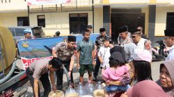 Bantu Warga Terdampak Kekeringan, Polres Kuningan Salurkan Air Bersih ke Desa Hantara