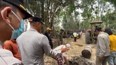 Polres Lumajang Amankan Dua Terduga Provokator Blokade Jalan PT Kalijeruk baru
