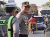 Kapolres Lumajang Pimpin Langsung Poros Pagi di Pasar Gedang Ranuyoso, Demi Menjaga Kelancaran Lalu Lintas di Titik Rawan