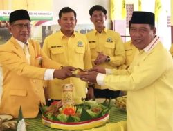 HUT Ke-62 Partai Golkar Ketua DPD Lumajang Drs. H. Suigsan Tegaskan Komitmen Pengabdian Kepada Masyarakat