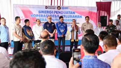 KDKMP Bumisari Disiapkan Jadi Pusat Ekonomi Warga, Zulkifli Hasan Tinjau Operasional di Lampung Selatan